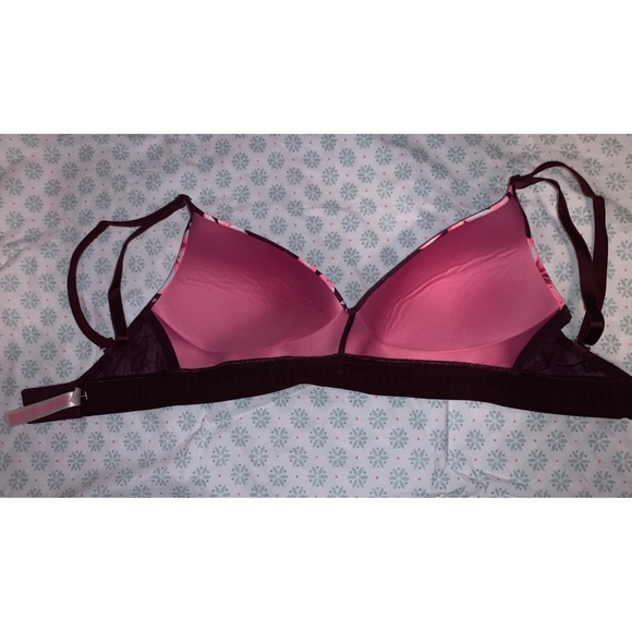 Victoria's Secret PINK Wear Everywhere Bra - Picture 2 of 2